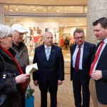 Ausstellung der ?Schreiadler im Fokus? im Schlossparkcenter in Schwerin eröffnet